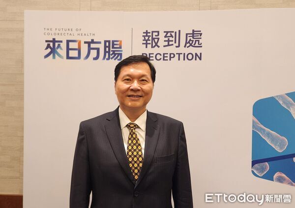 ▲「來日方腸」醫學研討會在台南登場，邀請藝群醫學美容集團董事長王正坤醫師，分享診所營運及突圍策略。（記者林東良翻攝，下同）