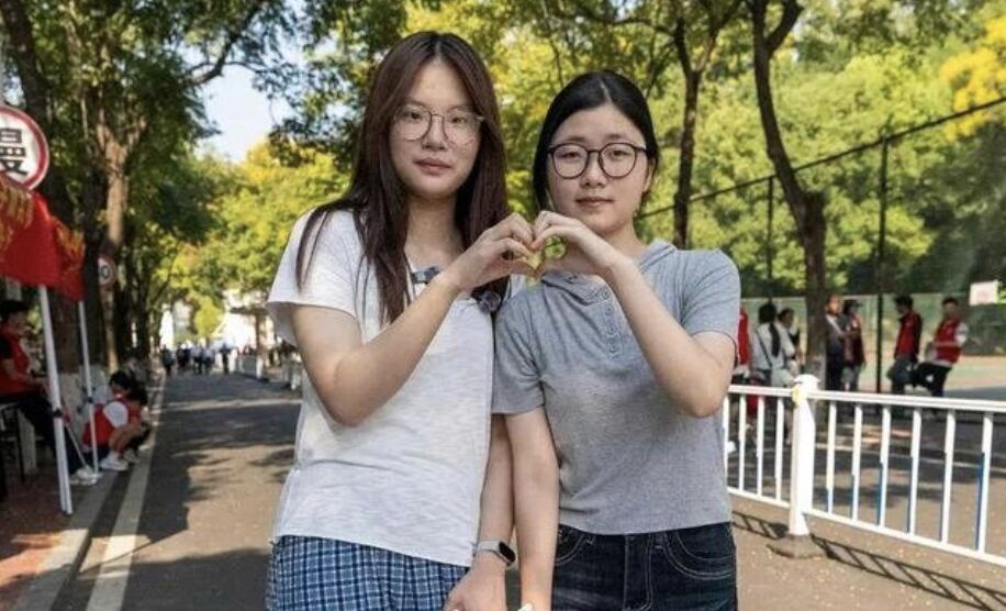 ▲考上同所學校的「劉欣怡」還同年同月同日生。（圖／翻攝湖北日報）