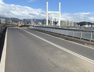 三重人注意！重陽橋「修復橋面板」連封7夜　汽車上橋改道路線曝