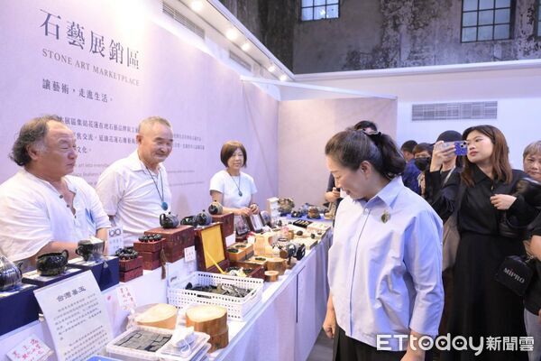▲▼《穿越三十》花蓮國際石雕藝術 30 年回顧展在光點華山電影館舉行開幕記者會。（圖／花蓮縣政府提供，下同）