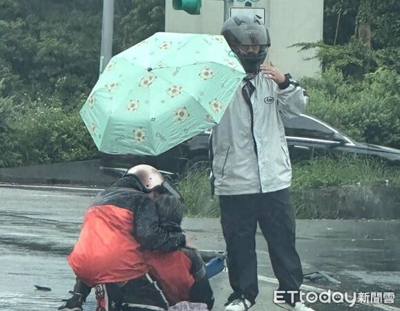 ▲▼造成雙方受傷及機車車頭毀損。(圖/龜山警分局提供)