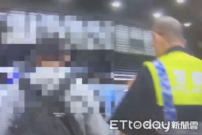 桃機爆糾紛！男為了發票載具辱罵漢堡店員　遭驅離+挨告妨害名譽