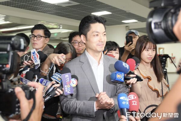 沈伯洋提9.5億自行車橋解內湖塞車 蔣萬安打槍：早就評估不可行