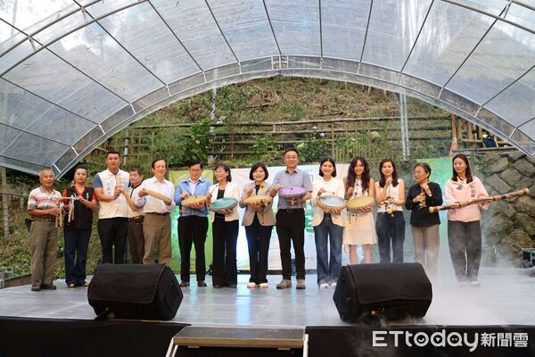 ▲竹林演唱會成為今年森林療癒季最大亮點,山霧、竹影、歌聲交織,打造不同於一般演唱會的沉浸式體驗。(圖/記者游瓊華翻攝)