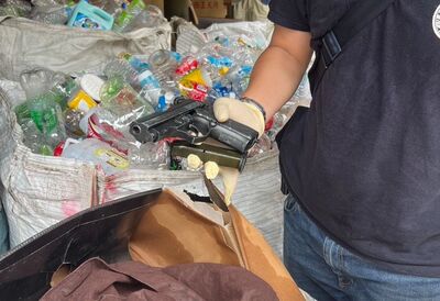 毒蟲搞地下兵工廠...槍械藏回收紙箱堆　辯：都是已故朋友寄放