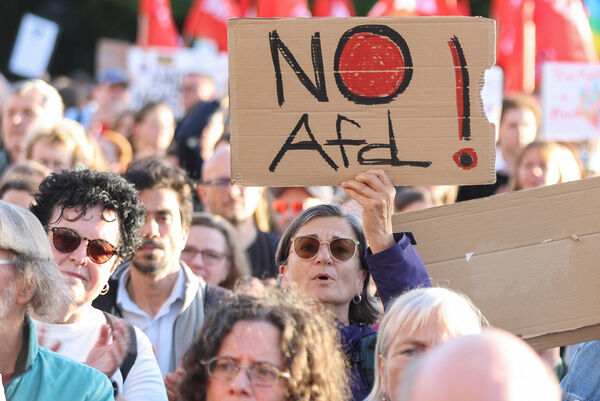 ▲▼民眾上街抗議反對德國另類選擇黨（AfD）。（圖／路透）