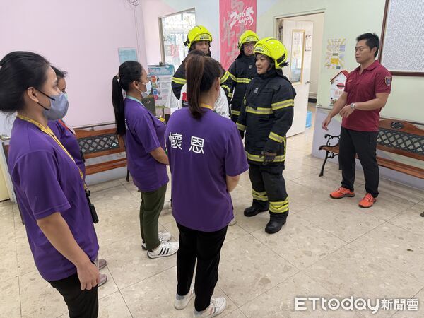 ▲台南市六甲區懷恩護理之家成立企業義消，透過專業訓練提升員工自主防災能力。（記者林東良翻攝，下同）