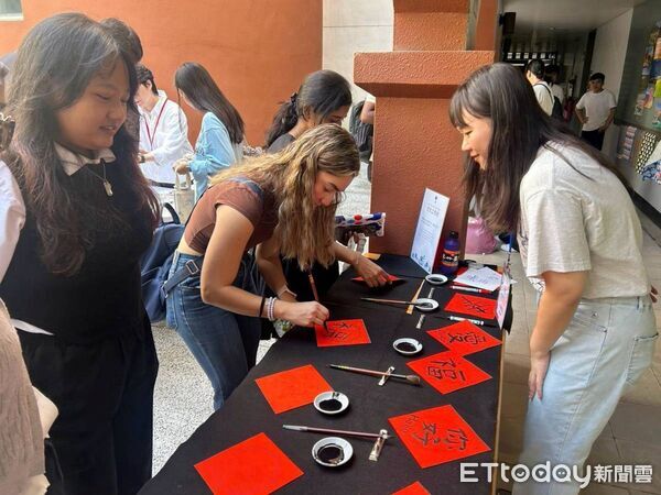 ▲南台科技大學舉辦「2026國際學生華語體驗活動」，迎接來自17國、約310名國際新生。（記者林東良翻攝，下同）