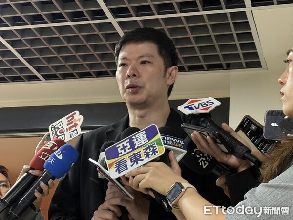 ▲▼李柏毅落淚道歉。(圖/記者鄭佩玟攝)