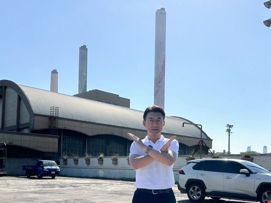 ▲▼立法院副院長江啟臣陪同台中市長盧秀燕視察台中火力發電廠。（圖／江啟臣辦公室提供）