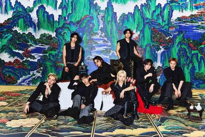 Stray Kids 12月攻大巨蛋！信義巨型看板超狂　搶票日、票價出爐