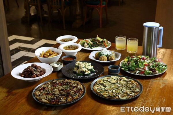 ▲霧峰美食節結合美食、音樂、生態與地方創生，盼透過一桌料理及音樂會，帶民眾深入認識霧峰山城風土。（圖／記者游瓊華翻攝）