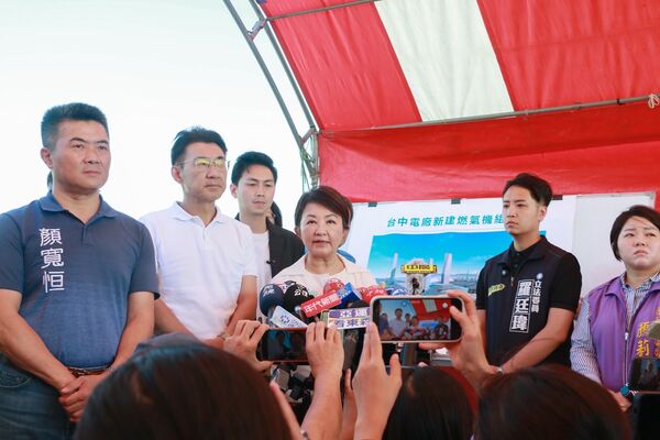 中火「增6氣拆4煤」惹議！盧秀燕嗆中央：敢騙中部人絕不發照