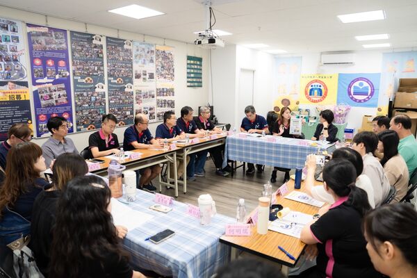 ▲▼民進黨新北市長參選人、立委蘇巧慧再前往新北市教師會，就教育現場困境及教師權益保障等議題展開深入交流。（圖／蘇巧慧競總提供）
