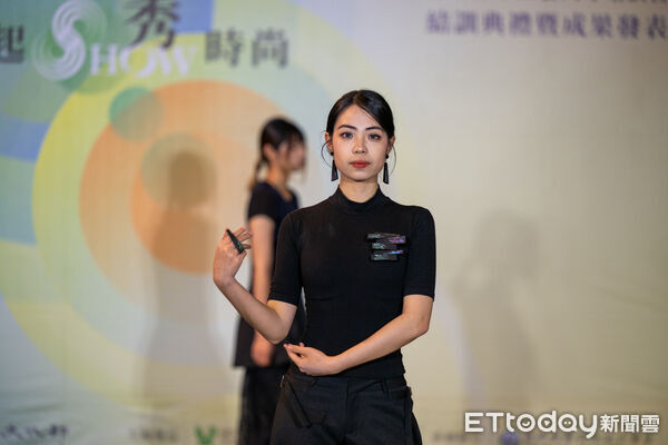 ▲「漫時尚 Flow Fashion」成果發表會以動態展演串聯工藝、時尚與生活美學,展現青年工藝人才培育成果。(圖/國立台灣工藝研究發展中心提供,下同)