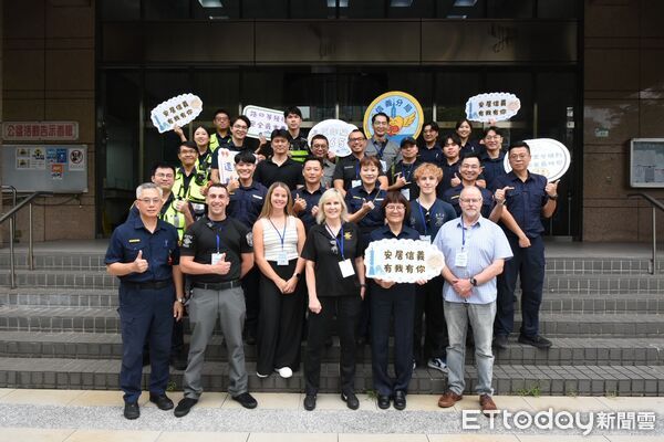 ▲美西雅圖警察局赴信義分局進行警察實務交流 。（圖／記者張君豪翻攝）