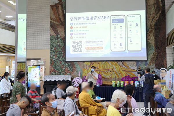 ▲花蓮慈濟醫院9月8日至10日舉辦「慈濟智能健康管家APP」快閃推廣活動。（圖／慈濟醫學中心提供，下同）