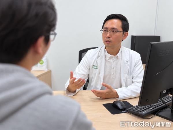 ▲郭彥碁醫師提醒，青春期調養並非單純「多補就會長」。（圖／記者游瓊華翻攝）