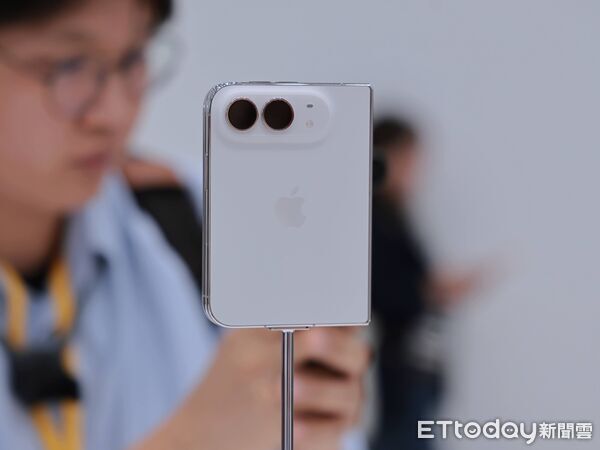 ▲▼ iPhone18,iPhone Duo 。(圖/記者蘇晟彥攝)