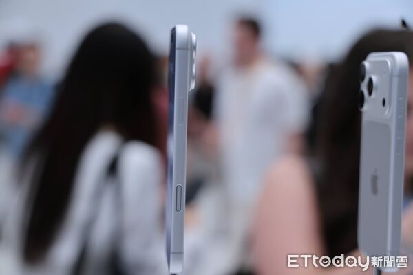 ▲▼   iPhone18,iPhone Duo,iPhoneDuo,iPhone 18 Pro,ProMax,蘋果       。（圖／記者蘇晟彥攝）
