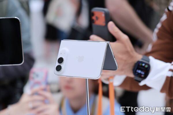 ▲▼   iPhone18,iPhone Duo,iPhoneDuo,iPhone 18 Pro,ProMax,蘋果       。（圖／記者蘇晟彥攝）