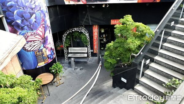 ▲▼北市松江路B1餐廳起火。（圖／記者邱中岳翻攝）