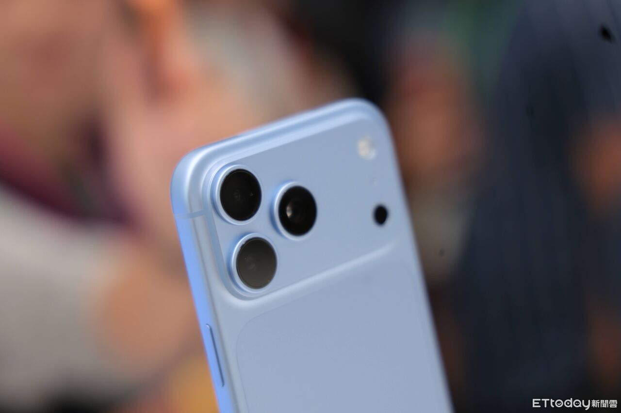 ▲▼   iPhone18,iPhone Duo,iPhoneDuo,iPhone 18 Pro,ProMax,蘋果       。（圖／記者蘇晟彥攝）