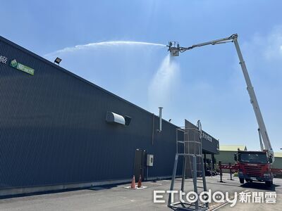 光電火災斷電仍可能帶電! 南消實兵演練揭密安全搶救關鍵