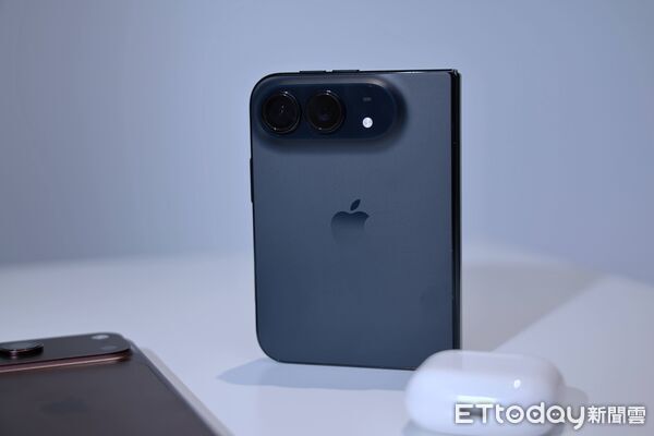 ▲▼ iPhone18,iPhone Duo,iPhoneDuo,iPhone 18 Pro,ProMax 。(圖/記者蘇晟彥攝)