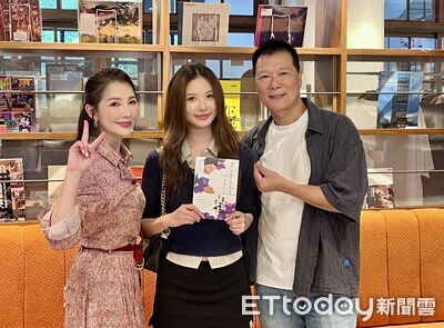 正妹女兒現身！蔡詩萍新書8萬字告白：人生第二次浪漫