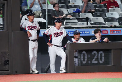 被問先發是誰？U18韓國教頭兩度中文幽默解敏感題：沒有、聽不懂