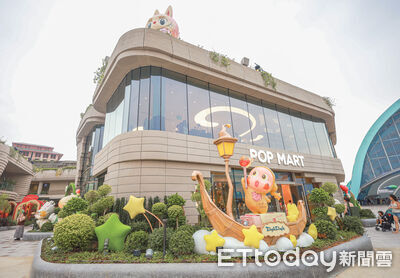 東南亞首間「泡泡瑪特咖啡店」　必點Labubu拉花咖啡、星星人蛋糕