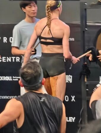 HYROX女選手「大便失禁」堅持完賽奪冠！同場選手踩到排泄物打滑