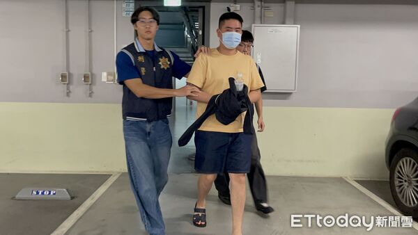 ▲▼陳男涉嫌借車協助張俊傑逃亡，警方逮捕漏夜偵訊後移送台北地檢署。（圖／記者陸運陞攝）