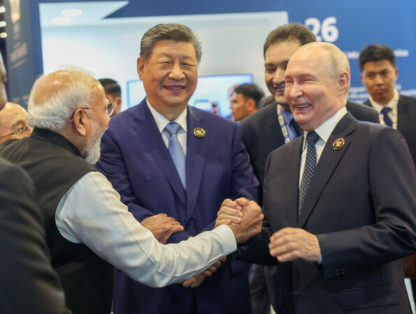 ▲▼2026年金磚國家（BRICS）印度德里峰會。習近平,普丁,莫迪。（圖／路透）