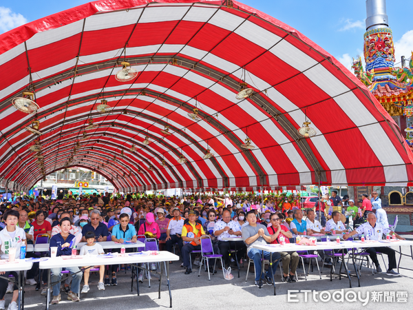 ▲台南市議員吳禹寰13日舉行競選總部成立大會，主辦單位表示，現場湧入超過5000名支持者。（記者林東良翻攝，下同）