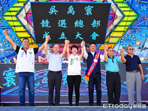 ▲台南市議員吳禹寰13日舉行競選總部成立大會，主辦單位表示，現場湧入超過5000名支持者。（記者林東良翻攝，下同）