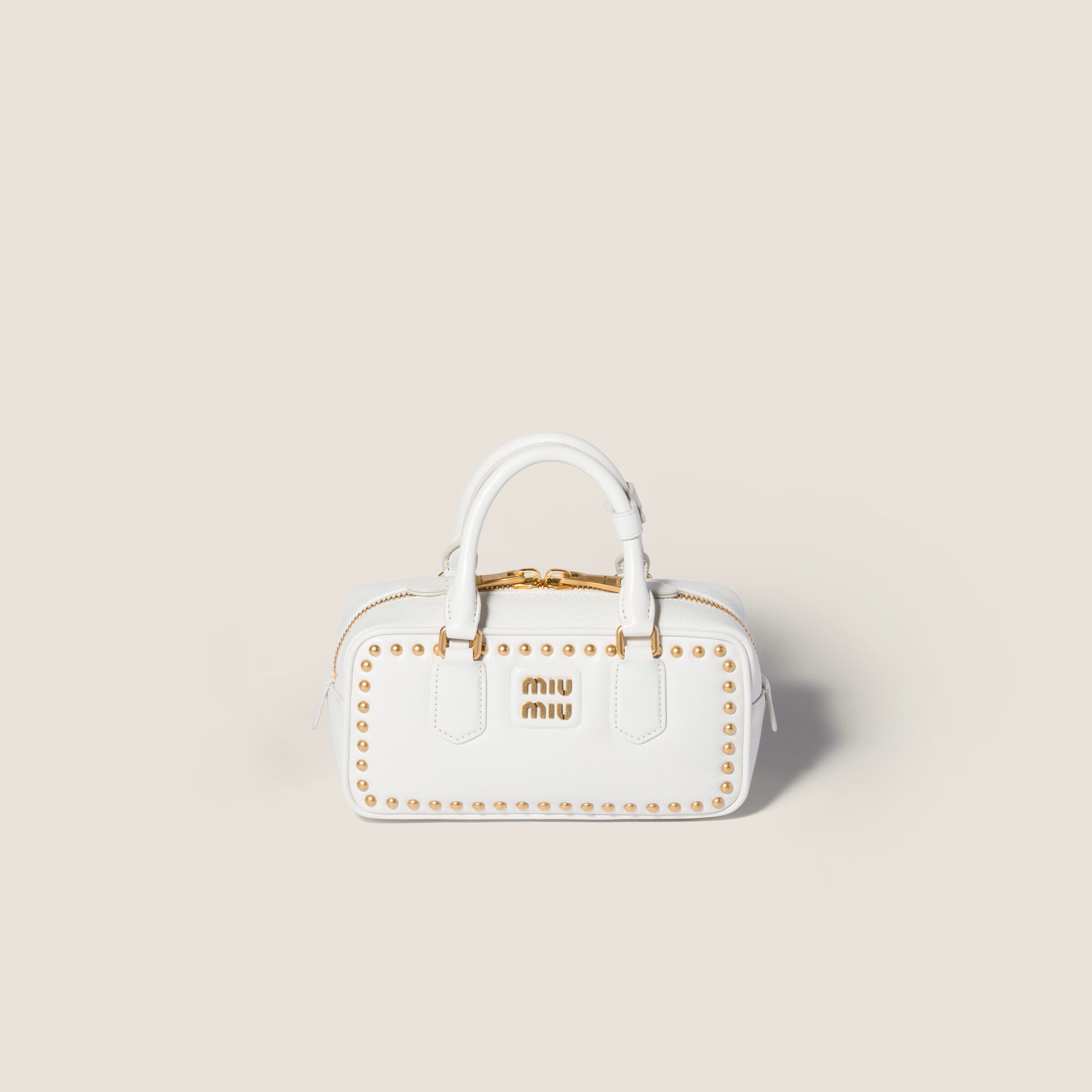 ▲▼ Miu Miu全台最大店微風南山必逛重點 。(圖/品牌提供)