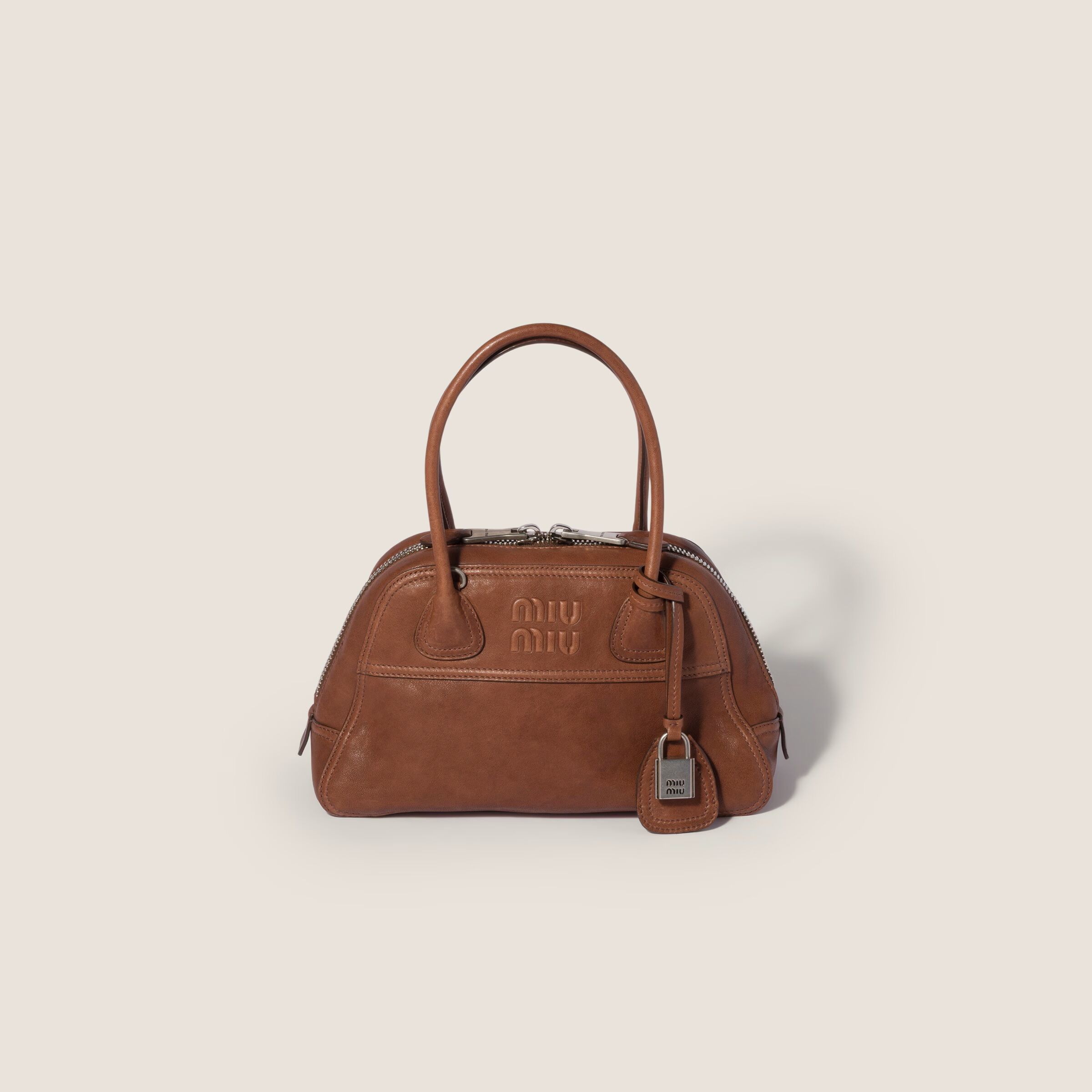 ▲▼ Miu Miu全台最大店微風南山必逛重點 。(圖/品牌提供)