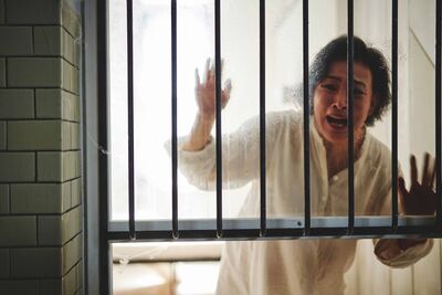 金馬影后陳沖化身秀場天后！改編台灣真實奇案　欠巨債離奇「在療養院醒來」