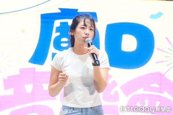 ▲▼藍營新世代女戰神助攻廟口開講，柯志恩喊重振新堀江商圈。（圖／記者賴文萱翻攝）