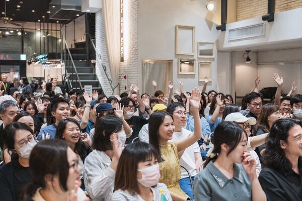 ▲▼民進黨台北市長參選人、立委沈伯洋團隊赴日本東京與約百名旅日青年開座談會。（圖／沈伯洋競總提供）
