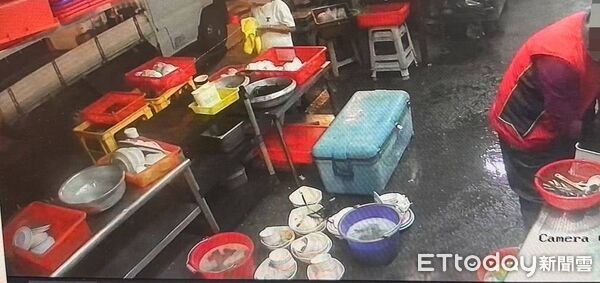 ▲▼             。（圖／移民署台中專勤隊提供）