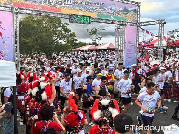 ▲▼2026花蓮富里六十石山金針花超半程馬拉松，13日在富里鄉盛大登場。（圖／富里鄉公所提供，下同）