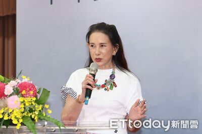 周丹薇離婚13年仍單身！笑曝「對象很多」　談感情直言：我不是戀愛腦
