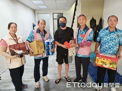57歲單親媽職災截4腳趾陷困境 台南做工行善團中秋送暖
