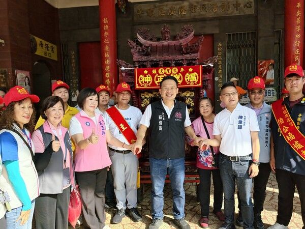 ▲桃園平鎮廣隆宮首辦10里遶境