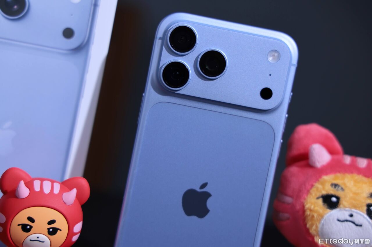 ▲▼     iPhone18,iPhone 18 ProMax, 9/16 20:00解禁，請勿使用or下載重傳    。（圖／記者蘇晟彥攝）