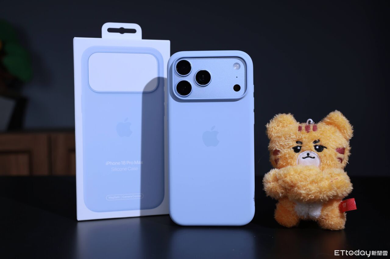 ▲▼     iPhone18,iPhone 18 ProMax, 9/16 20:00解禁，請勿使用or下載重傳    。（圖／記者蘇晟彥攝）