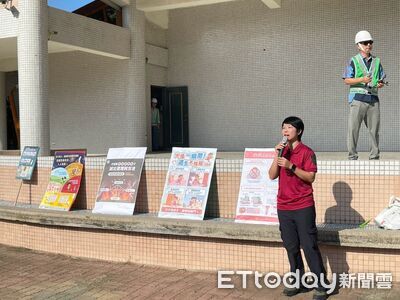 「先找出口再活動」後甲消防前進復興國小 教學童火場保命